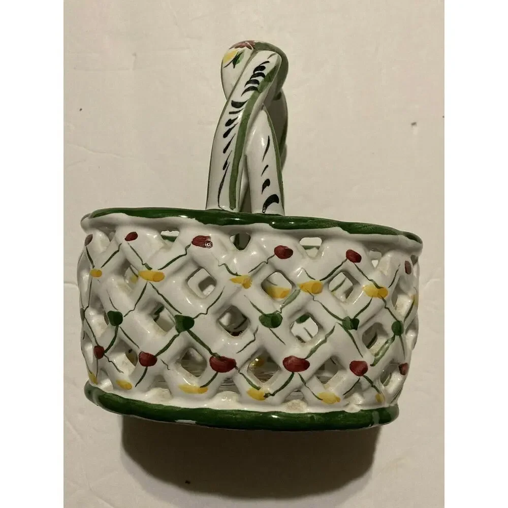 Vintage Hand Painted Ceramic Basket,‎ Portugal